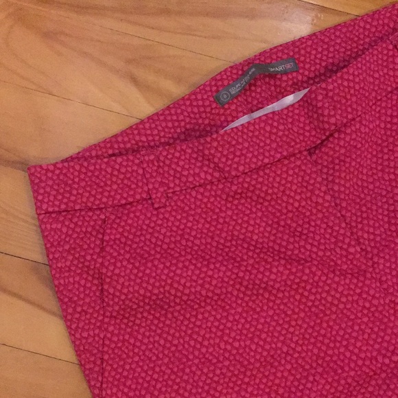 Smart Set, pink Capri pants in size 8 - Picture 2 of 7